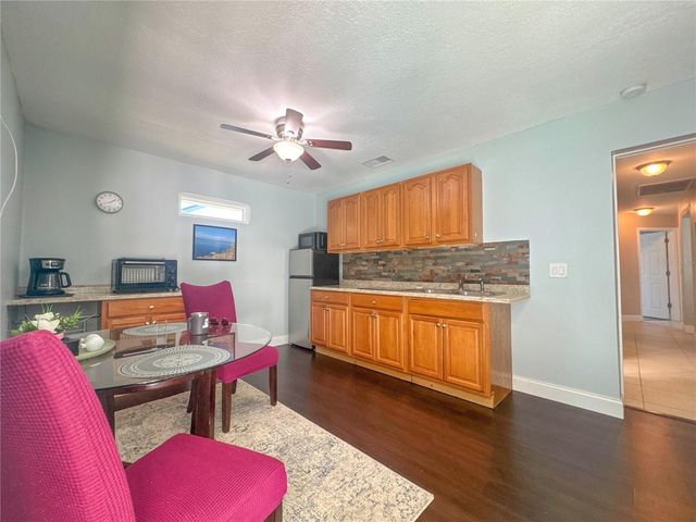 707 POWDER HORN ROW, Lakeland, FL 33809