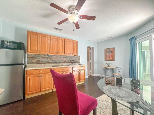 707 POWDER HORN ROW, Lakeland, FL 33809