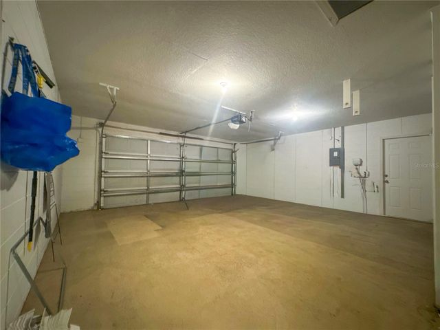 707 POWDER HORN ROW, Lakeland, FL 33809
