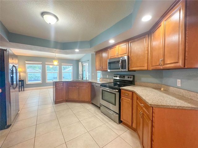 707 POWDER HORN ROW, Lakeland, FL 33809