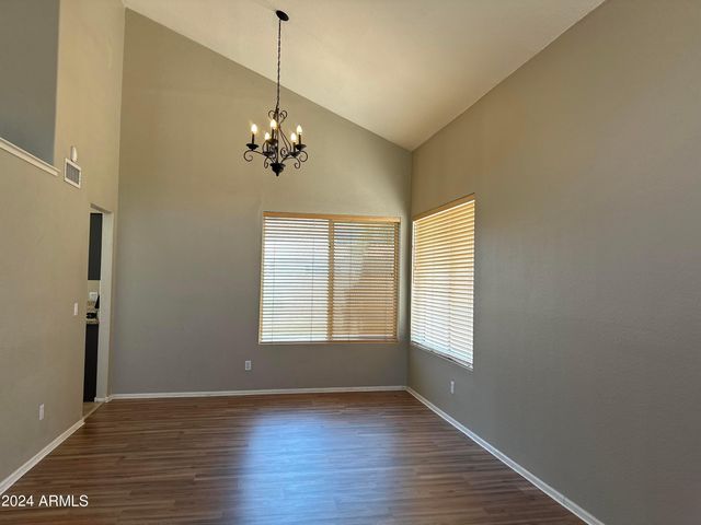 3320 N Lakeshore Court, Avondale, AZ 85392