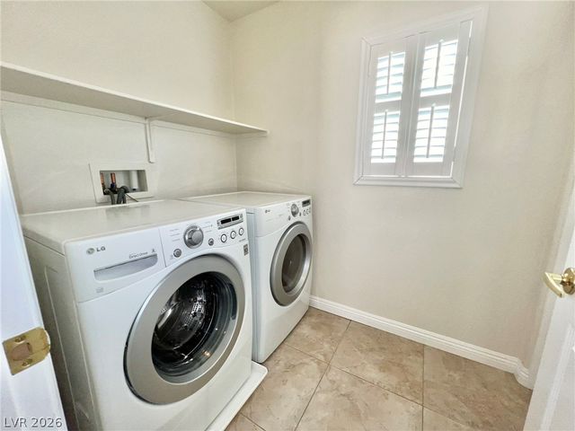 5014 Tunnel Falls Drive, Las Vegas, NV 89141