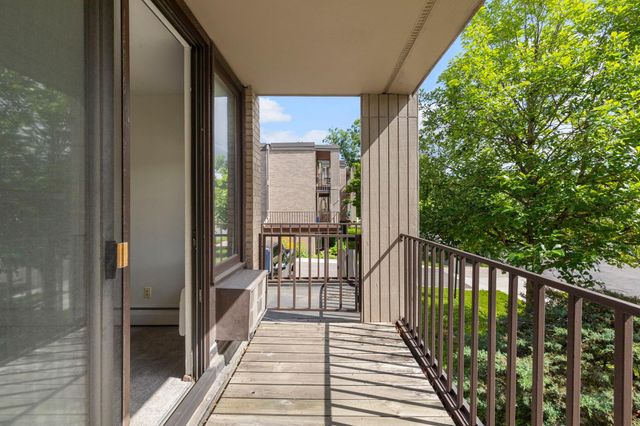 4030 15th Avenue S 10C, Minneapolis, MN 55407