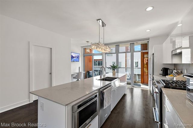 284 Alfred Street, Detroit, MI 48201