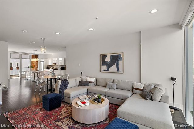 284 Alfred Street, Detroit, MI 48201