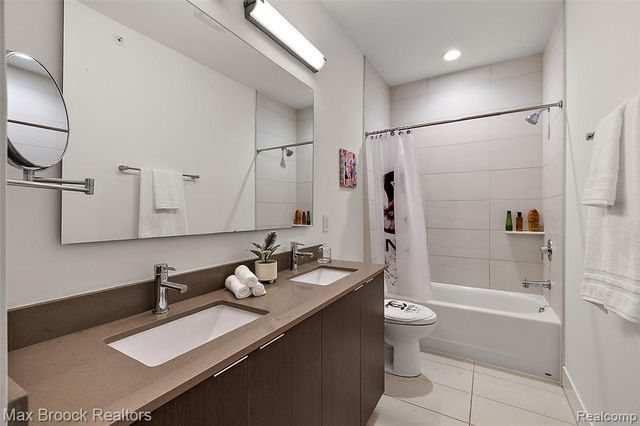 284 Alfred Street, Detroit, MI 48201