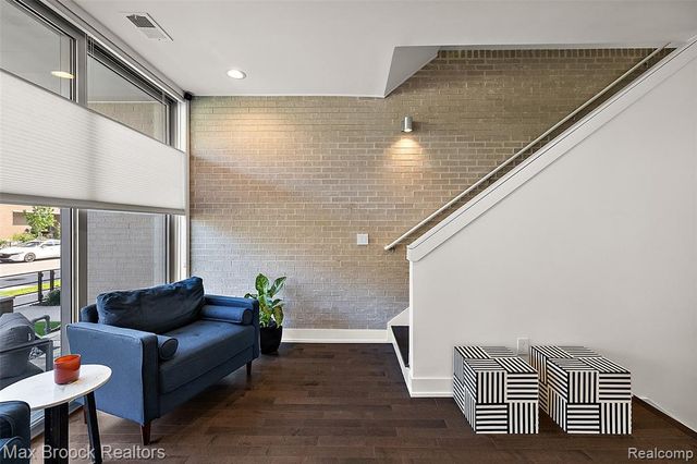 284 Alfred Street, Detroit, MI 48201