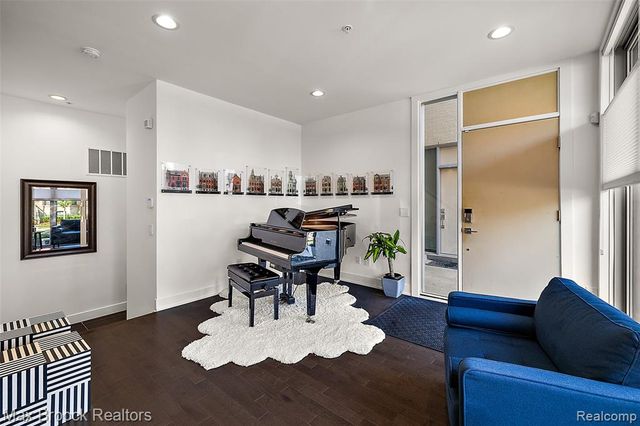 284 Alfred Street, Detroit, MI 48201