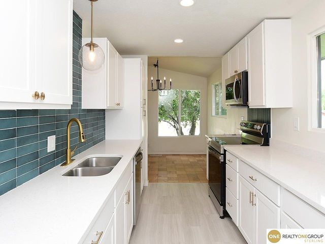 4613 N 83rd Street, Omaha, NE 68134