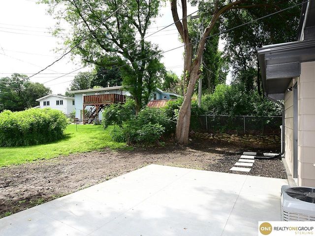 4613 N 83rd Street, Omaha, NE 68134