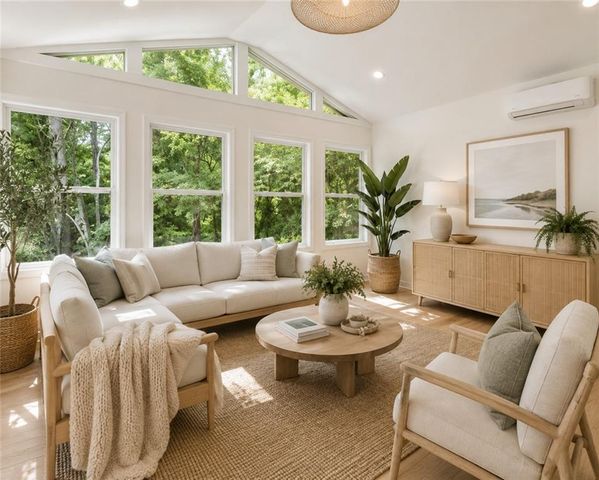 2190 Stephen Long Drive NE, Atlanta, GA 30305