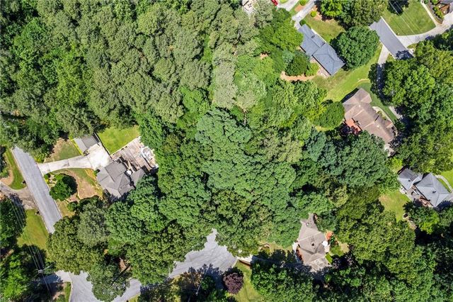 5018 Castlewood Drive, Lilburn, GA 30047