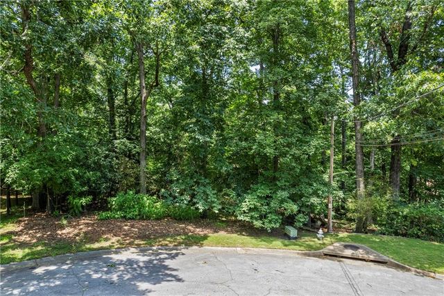 5018 Castlewood Drive, Lilburn, GA 30047