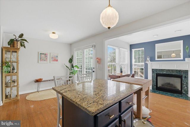 44879 GROVE TER, Ashburn, VA 20147