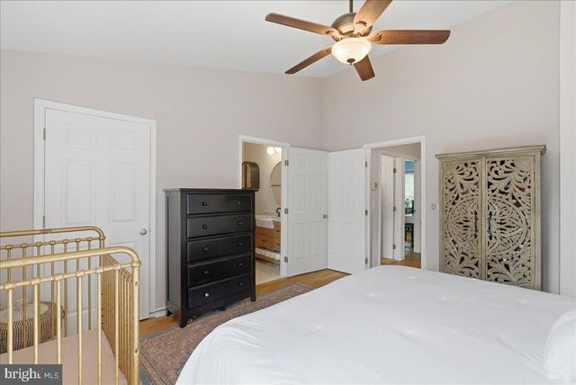 44879 GROVE TER, Ashburn, VA 20147