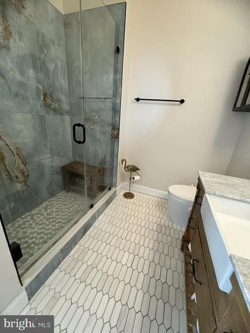 44879 GROVE TER, Ashburn, VA 20147