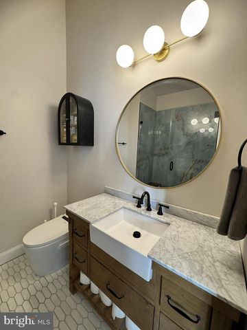 44879 GROVE TER, Ashburn, VA 20147