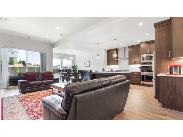1304 S 44TH Ave, Ridgefield, WA 98642