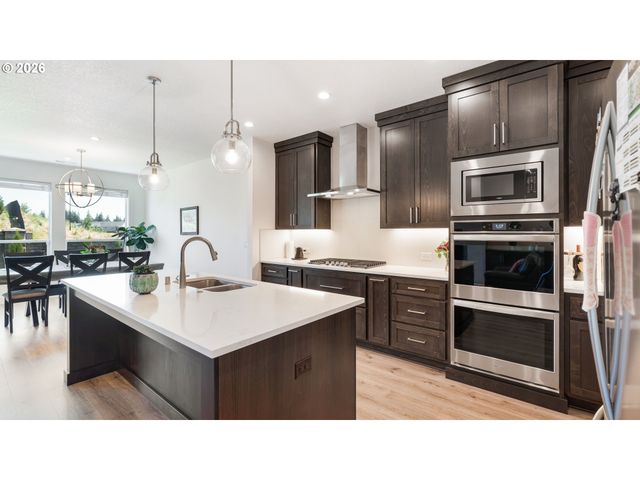 1304 S 44TH Ave, Ridgefield, WA 98642