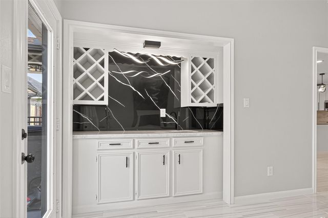 11506 Colonial Trail Drive, Houston, TX 77066