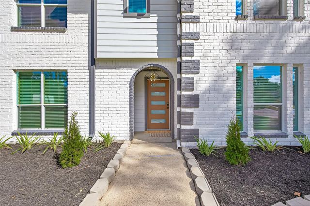 11506 Colonial Trail Drive, Houston, TX 77066