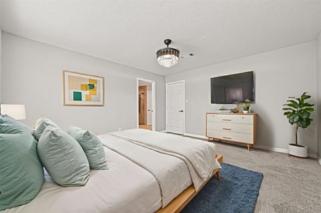 11506 Colonial Trail Drive, Houston, TX 77066