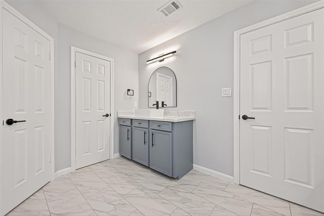 11506 Colonial Trail Drive, Houston, TX 77066