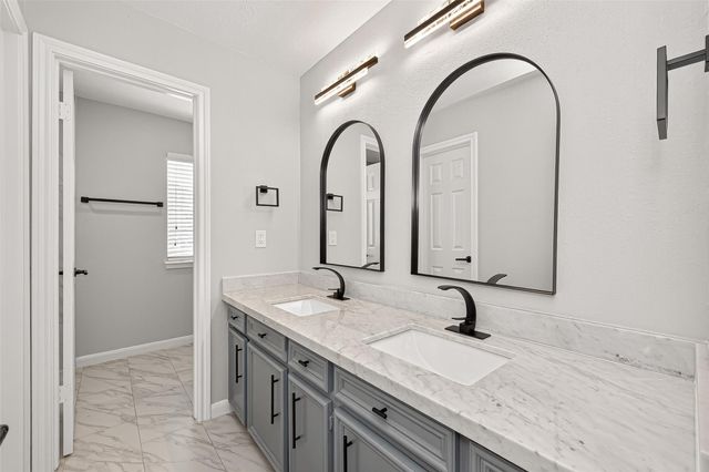 11506 Colonial Trail Drive, Houston, TX 77066