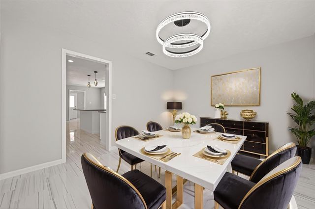 11506 Colonial Trail Drive, Houston, TX 77066