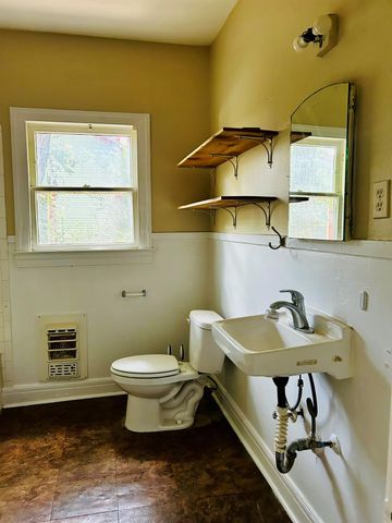 615 W 31st ST A, Austin, TX 78705