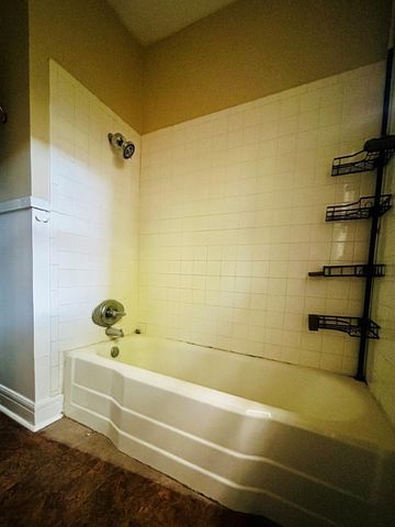 615 W 31st ST A, Austin, TX 78705
