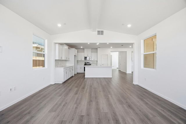 4409 Canyon Coral Way, Rancho Cordova, CA 95742