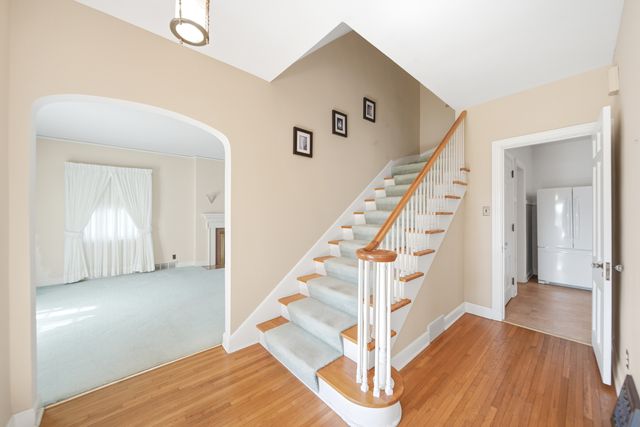 807 E Fellows Street, Dixon, IL 61021