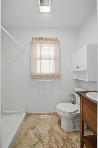 807 E Fellows Street, Dixon, IL 61021