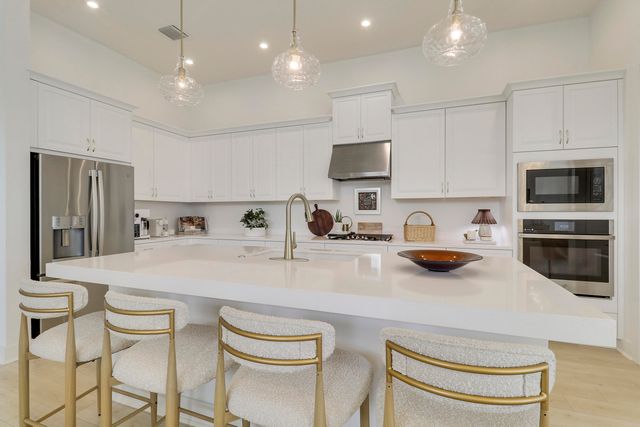 7030 SE Haven Lane, Stuart, FL 34997