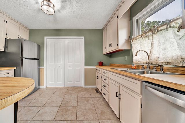514 John Arthur RD, Boones Mill, VA 24065