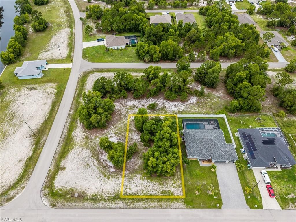 Image 1 of property listing at 4504 NW 34th AVE, Cape Coral, FL 33993