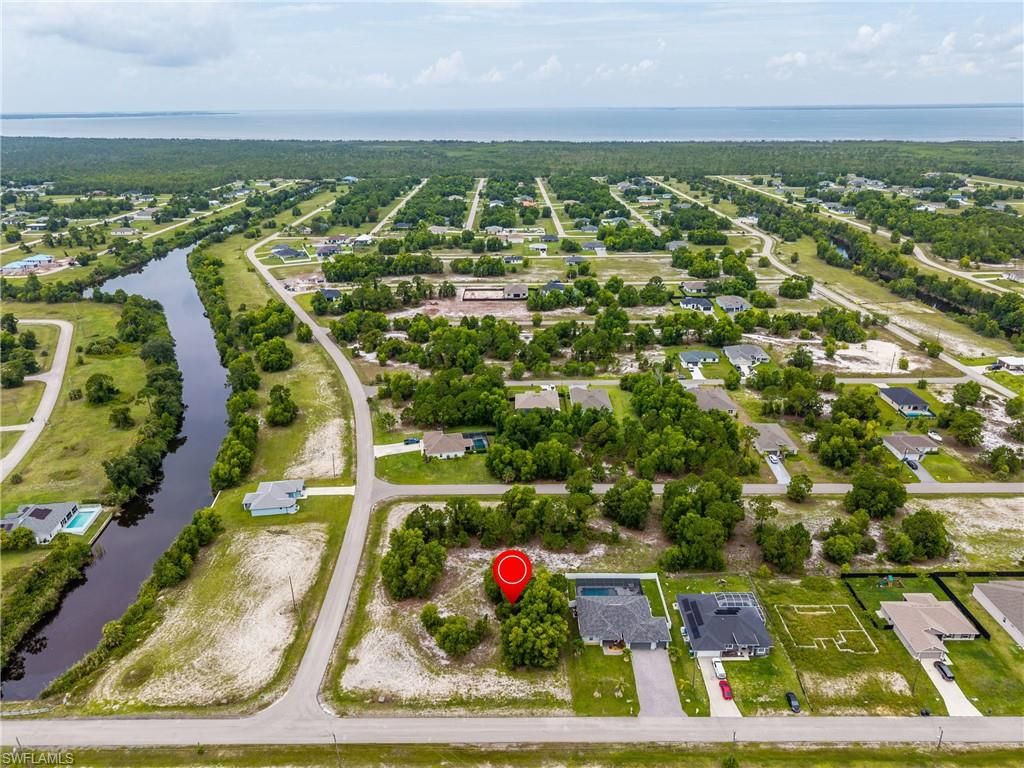 Image 12 of property listing at 4504 NW 34th AVE, Cape Coral, FL 33993