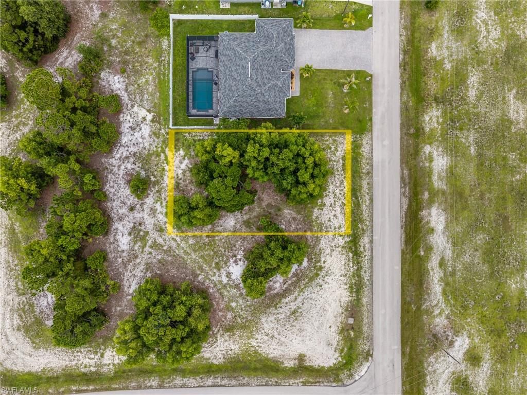 Image 3 of property listing at 4504 NW 34th AVE, Cape Coral, FL 33993