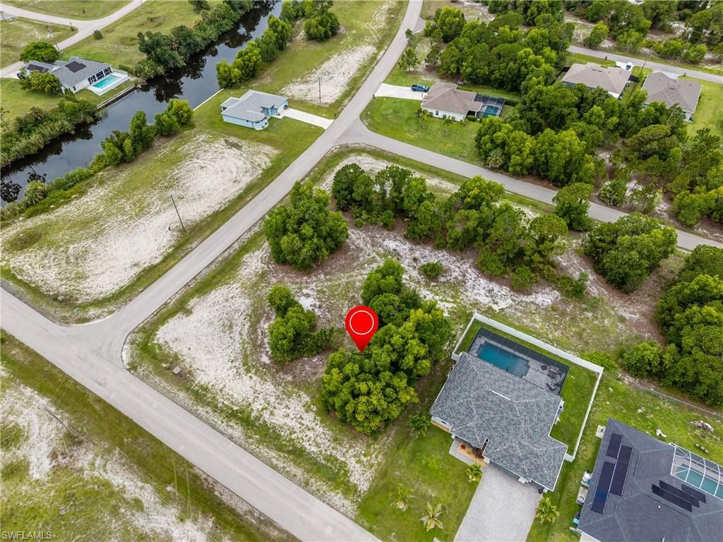 Image 4 of property listing at 4504 NW 34th AVE, Cape Coral, FL 33993