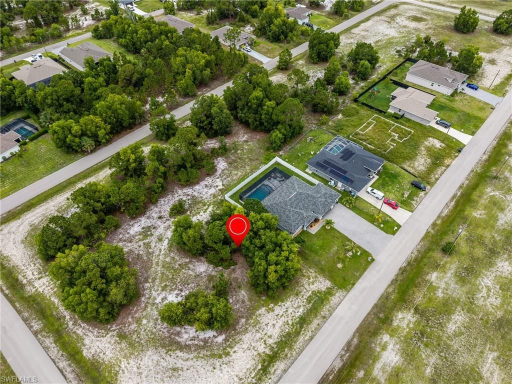 Image 9 of property listing at 4504 NW 34th AVE, Cape Coral, FL 33993