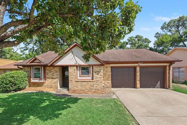 9911 El Chaco Street, Baytown, TX 77521