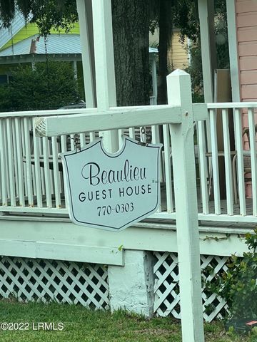 1103 Paris Avenue, Port Royal, SC 29935