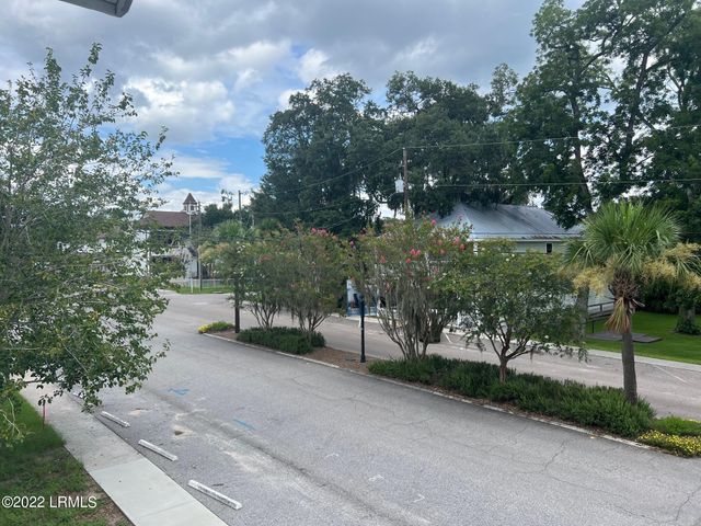 1103 Paris Avenue, Port Royal, SC 29935