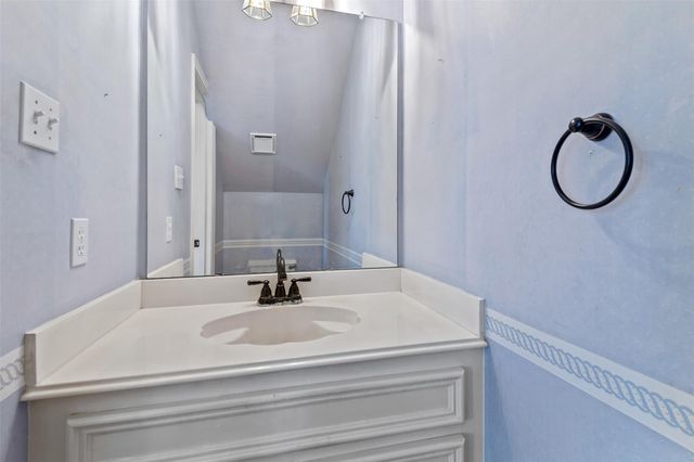 18319 Oakhampton Drive, Houston, TX 77084