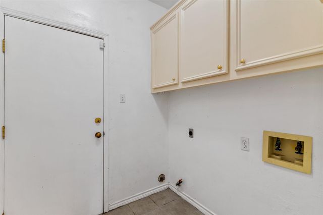 18319 Oakhampton Drive, Houston, TX 77084