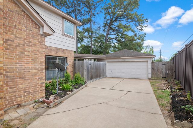 18319 Oakhampton Drive, Houston, TX 77084