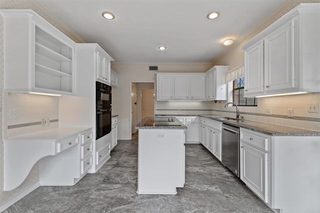 18319 Oakhampton Drive, Houston, TX 77084