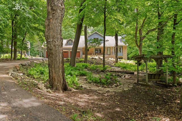 3355 Trading Post Trail S, Afton, MN 55001