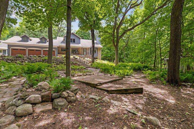 3355 Trading Post Trail S, Afton, MN 55001